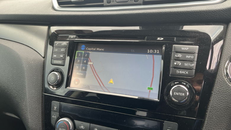 Nissan Qashqai 1.2 DiG-T N-Connecta 5dr Petrol Hatchback